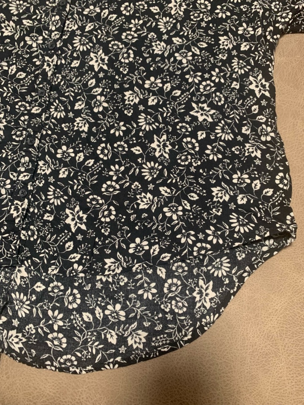 Old Navy Womens Black Floral Print Oversized Button Up Balloon LS Blouse Size M - Picture 3 of 7
